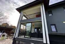 Inchidere Terasa Sticla Piatra Neamt Inchidere Terasa Sticla Piatra Neamt - Denka Doors